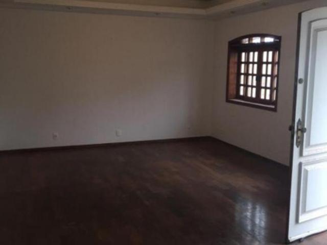 Casa em rua gliceria Vieira de moraes Jardim Domingos Orsi Angatuba/SP