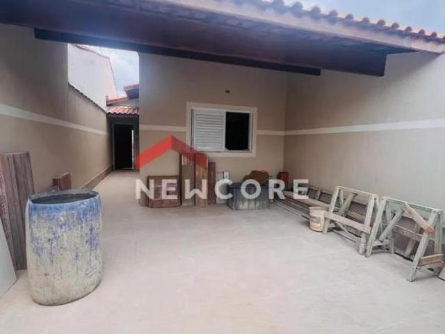 Casa em Rua João Gravanik Plataforma Mongaguá/SP