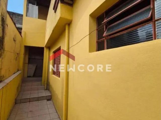 Casa em Rua Leoneto Carletti Jardim Pacaembu Jundiaí/SP
