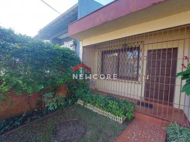 Casa em Rua Líbia Vila Ipiranga Porto Alegre/RS