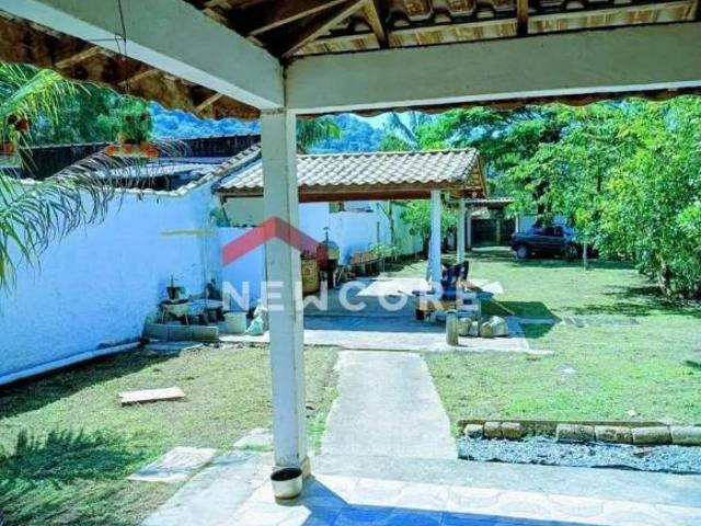 Casa em Rua Manoel Raimundo Balneário Garça Vermelha Peruíbe/SP