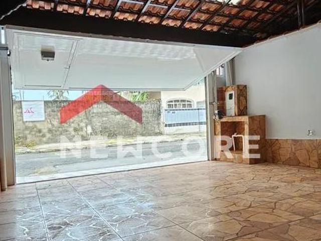 Casa em Rua Mauricy Moura Caiçara Praia Grande/SP
