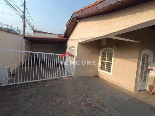 Casa em Rua Nicolau Fernandes Jardim Maria Eugênia Sorocaba/SP