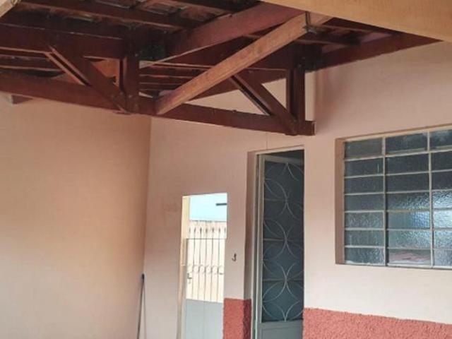 Casa em Rua Prefeito Fernando Pimentel Vila Crispim Cruzeiro/SP