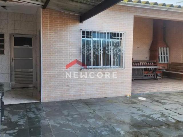 Casa em Rua Santa Cecilia Agenor de Campos Mongaguá/SP