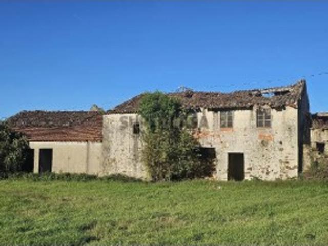 Casa em ruína para reconstrução Oportunidade única!