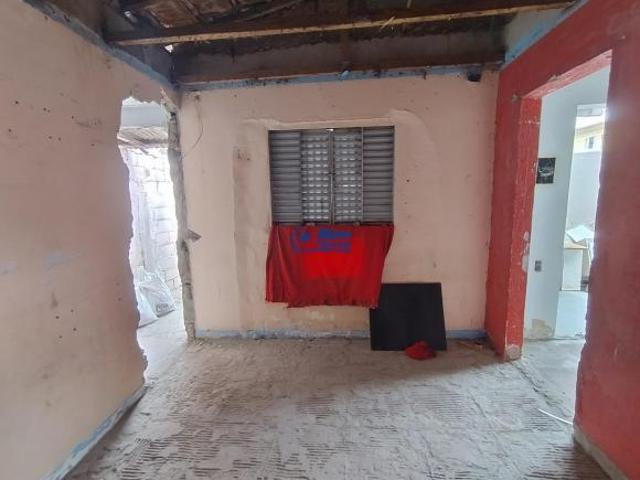 CASA EM REFORMA PARA VENDA NO BAIRRO ELMANO VELOSO, ZONA SUL DE SÃO JOSÉ DOS CAMPOS!