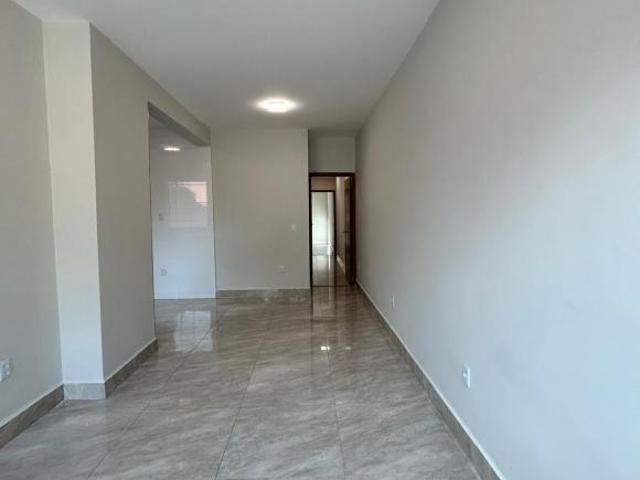 Casa com Piscina no Residencial Visão 100 m² de Área Construída