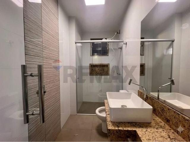 Casa em Santa Efigênia, BH: 1 Quarto, 1 vaga, todo reformado