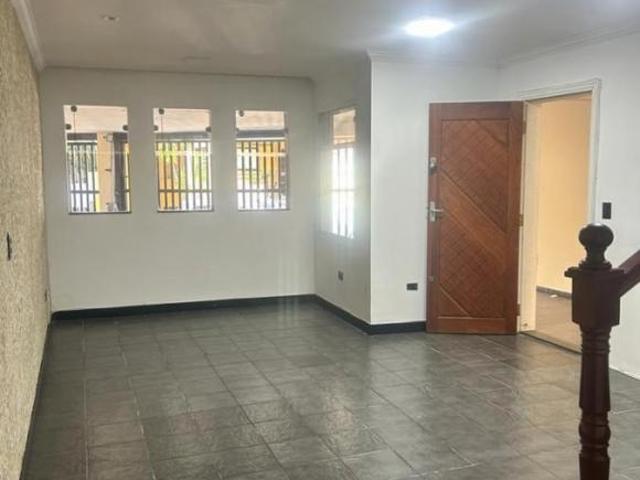 Casa em Santa Paula, São Caetano do Sul/SP de 153m² 3 quartos à venda por R$ 1.100.000,00