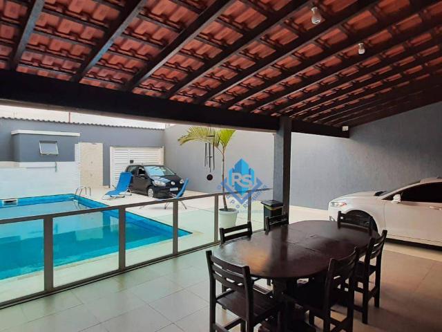 Casa em Santa Terezinha, Itanhaém/SP de 340m² 5 quartos à venda por R$ 879.800,00