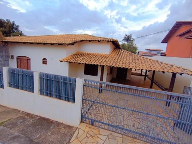 Casa em Setor Habitacional Contagem Sobradinho, Brasília/DF de 409m² 3 quartos à venda por R$ 850