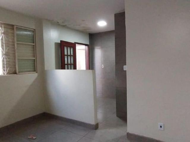 Casa Em Setor Sul Gama, Brasília/df de 70 m² 1 Quartos Para Locação R$1.100,00/mes
