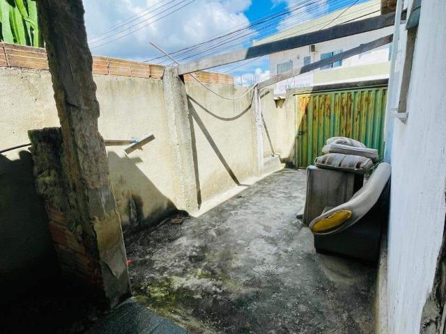 Casa em Tupi A, Belo Horizonte/MG de 200m² 2 quartos à venda por R$ 169.900,00