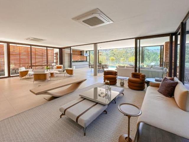Casa em Tamboré, Santana de Parnaíba/SP de 525m² 6 quartos à venda por R$ 6.500.000,00