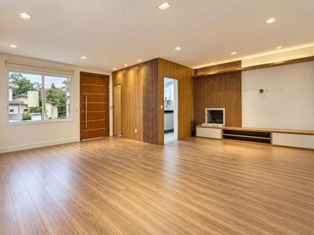 Casa em Transurb, Itapevi/SP de 220m² 3 quartos à venda por R$ 1.300.000,00