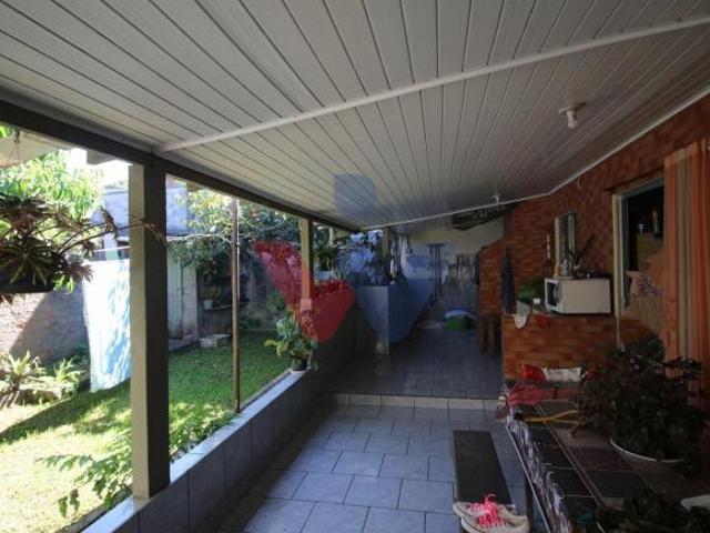 Casa em Uberaba, Curitiba/PR de 131m² 4 quartos à venda por R$ 650.000,00