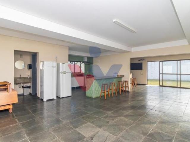 Casa em Uberaba, Curitiba/PR de 180m² 4 quartos à venda por R$ 1.690.000,00
