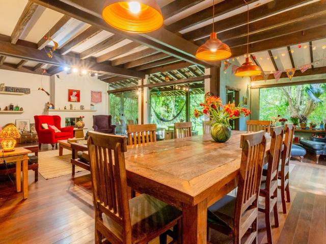 Casa em Vila Appia Antica, Carapicuíba/SP de 380m² 4 quartos à venda por R$ 1.800.000,00 ou para locação R$ 13.000,00/mes