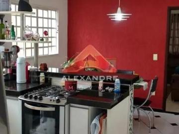 Casa em Vila Industrial, São José dos Campos/SP de 156m² 4 quartos à venda por R$ 550.000,00