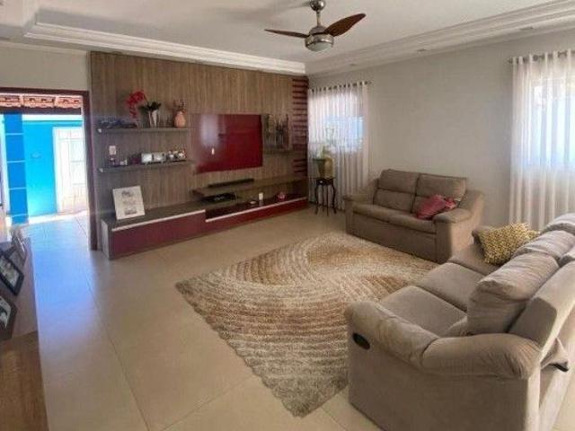 Casa em Vila Júlia, Mogi Guaçu/SP de 303m² 4 quartos para locação R$ 5.980,00/mes