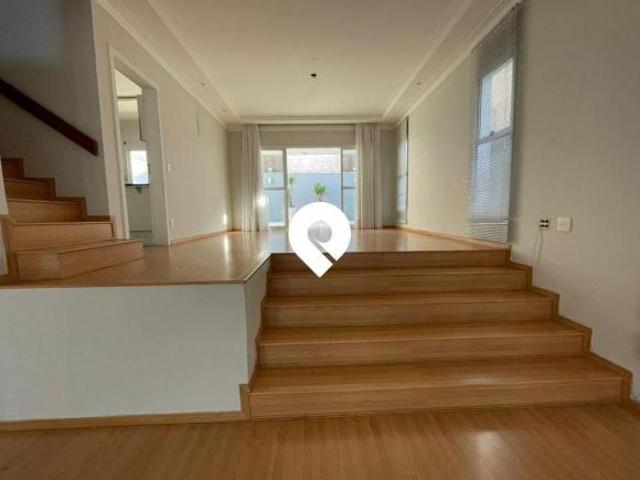 Casa em Vila Oliveira, Mogi das Cruzes/SP de 220m² 3 quartos à venda por R$ 1.900.000,00
