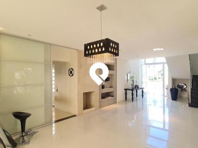 Casa em Vila Oliveira, Mogi das Cruzes/SP de 275m² 4 quartos à venda por R$ 3.800.000,00