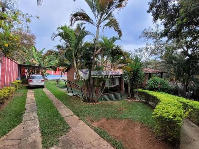 Casa em Vila Maria Regina, Juatuba/MG de 210m² 3 quartos à venda por R$ 570.000,00