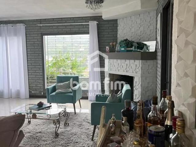 Casa em Vila Nova, Porto Alegre/RS de 180m² 3 quartos à venda por R$ 680.000,00
