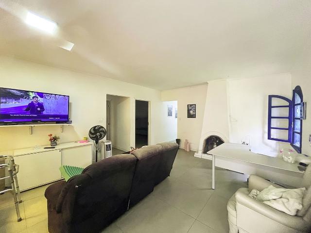 Casa em Vila Santo Antônio, Cotia/SP de 393m² 5 quartos à venda por R$ 1.979.000,00