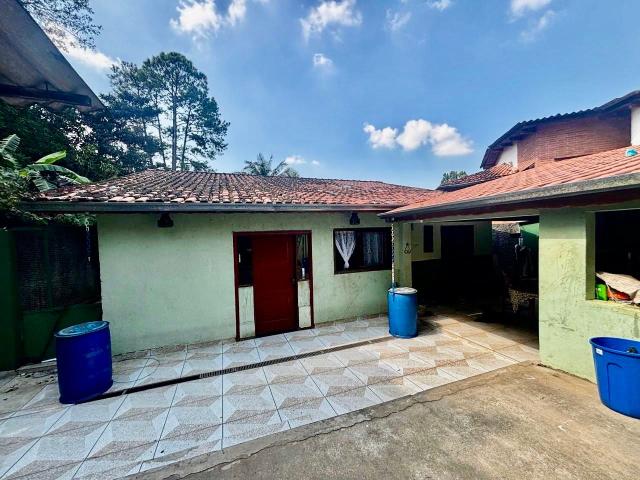 Casa em Vila Santo Antônio, Cotia/SP de 324m² 4 quartos à venda por R$ 2.199.000,00