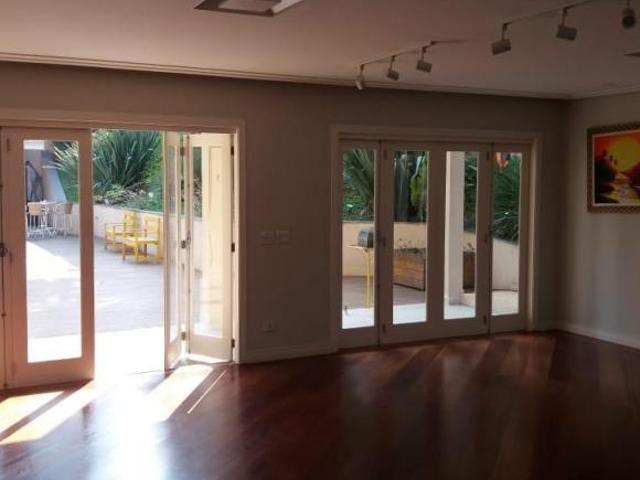 Casa em Vila Santo Antônio, Cotia/SP de 610m² 4 quartos à venda por R$ 4.600.000,00