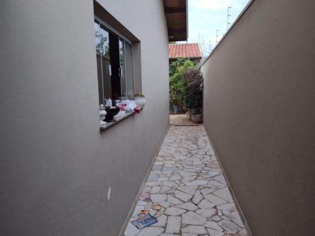 Casa em Vila Santa Júlia, Mogi Guaçu/SP de 263m² 4 quartos à venda por R$ 550.000,00