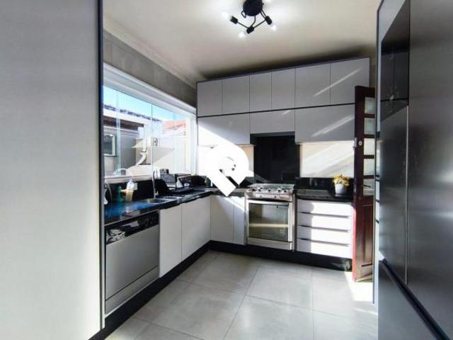 Casa em Vila Suissa, Mogi das Cruzes/SP de 180m² 3 quartos à venda por R$ 795.000,00