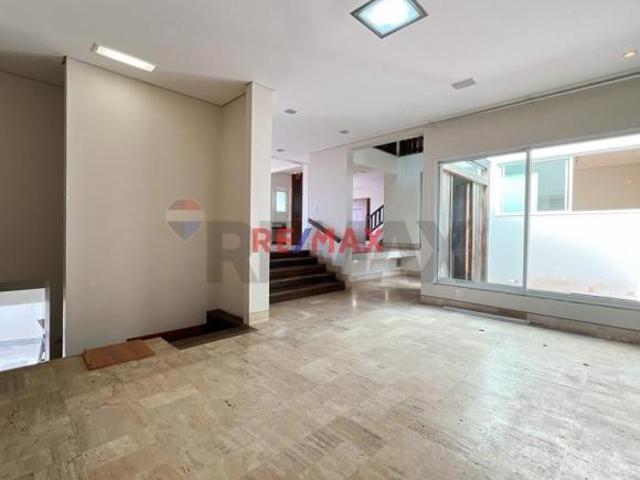 Casa em Vila Paris, Belo Horizonte/MG de 523m² 5 quartos à venda por R$ 3.150.000,00