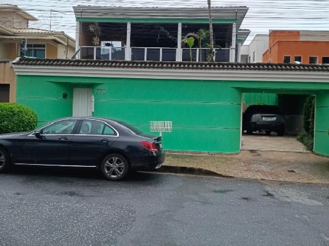 Casa em Xangri Lá, Contagem/MG de 632m² 4 quartos à venda por R$ 996.900,00