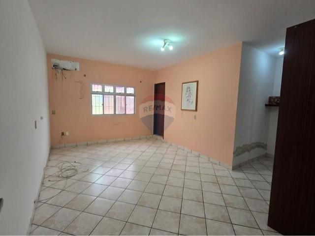 Casa em 1 andar para alugar em Garapu!