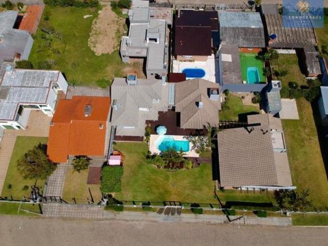 Casa em 3 terrenos em Xangri Lá