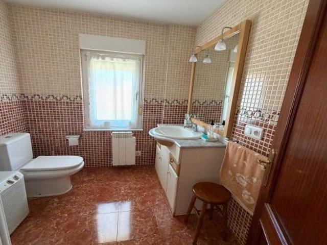 CASA EN MUROS DE NALON RECONSTRUIDA