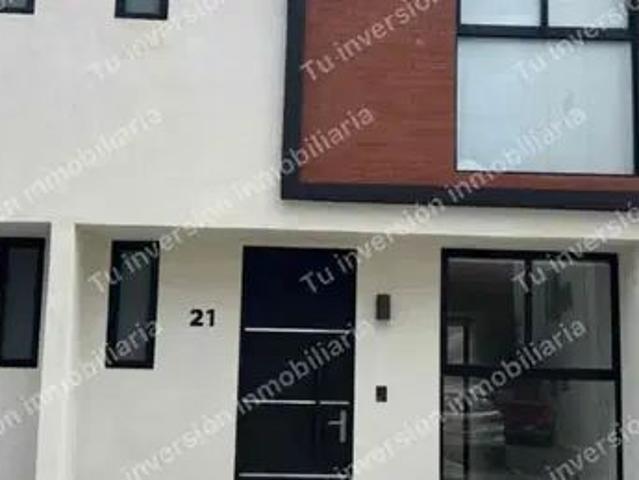 Casa en Madeiras Ii, Barrio Del Calvario, San Juan Cuautlancingo, Puebla, México