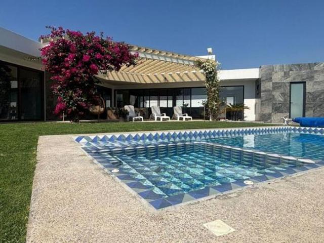 Casa en Malinalco de Lujo Amueblada 1,000m² con Alberca y Acabados Premium