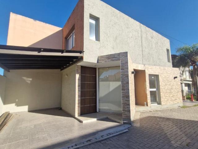 Casa en Melincué 700