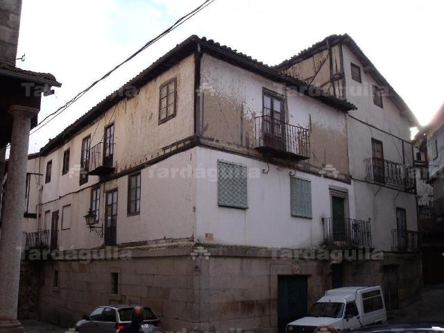 CASA EN MOGARRAZ