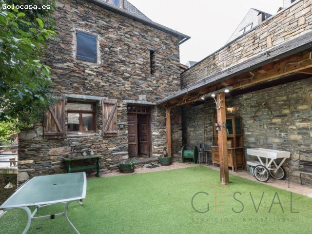CASA EN MONTCORBAU CON EXCELENTES VISTAS