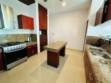 Casa en MONTEBELLO