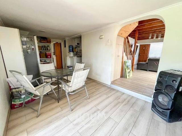 Casa en Montreal | 5 Dormitorios por 217000. 00 en La Granja
