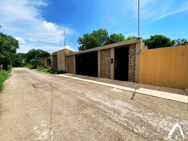 CASA EN MOTUL