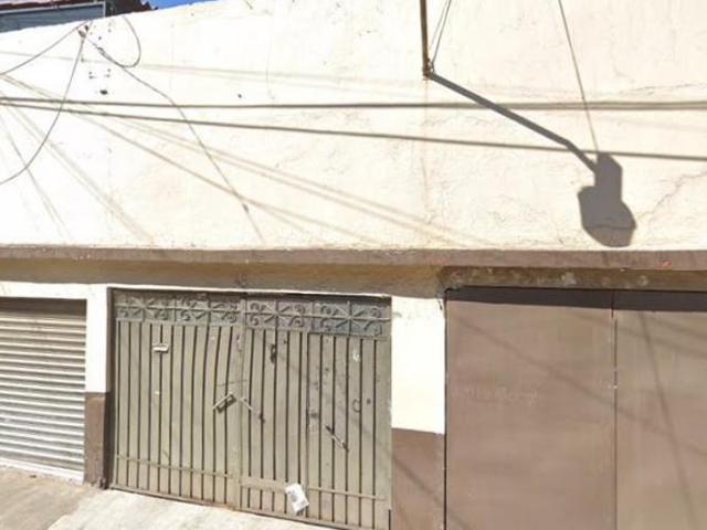 Casa en Nezahualcoyotl, excelente oportunidad de inversión. Remate Bancario