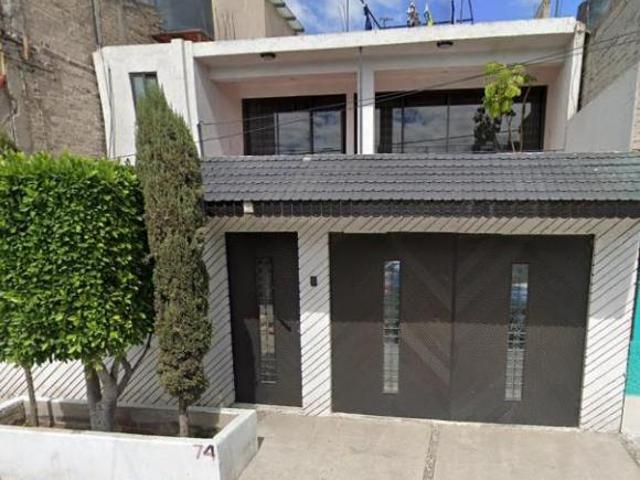 CASA EN NEZAHUALCOYOTL