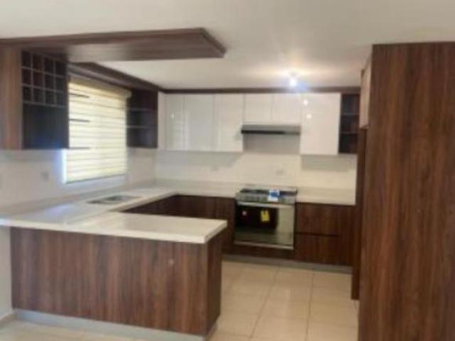 CASA EN OVIEDO, BOSQUES DE LAS CUMBRES, MONTERREY, NUEVO LEON